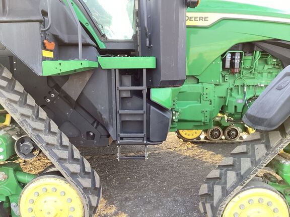 2023 John Deere 8RX 370 Tractor Rubber Track