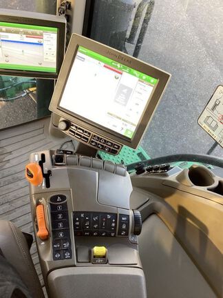 2023 John Deere 8RX 370 Tractor Rubber Track