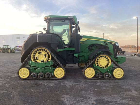 2023 John Deere 8RX 410 Tractor Rubber Track