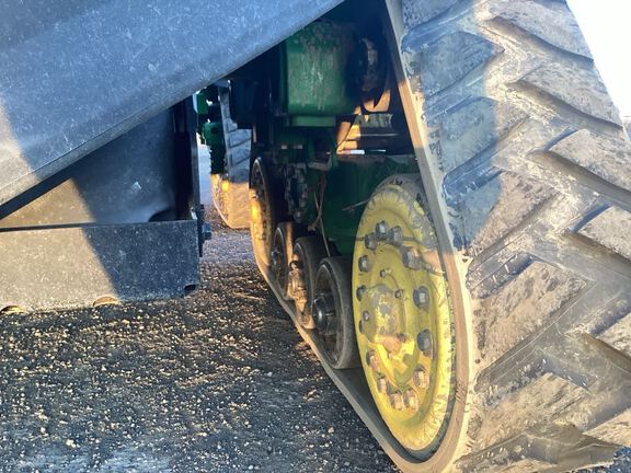 2023 John Deere 8RX 410 Tractor Rubber Track