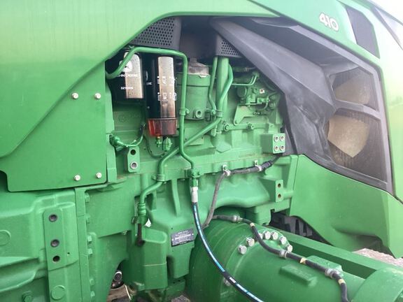 2023 John Deere 8RX 410 Tractor Rubber Track
