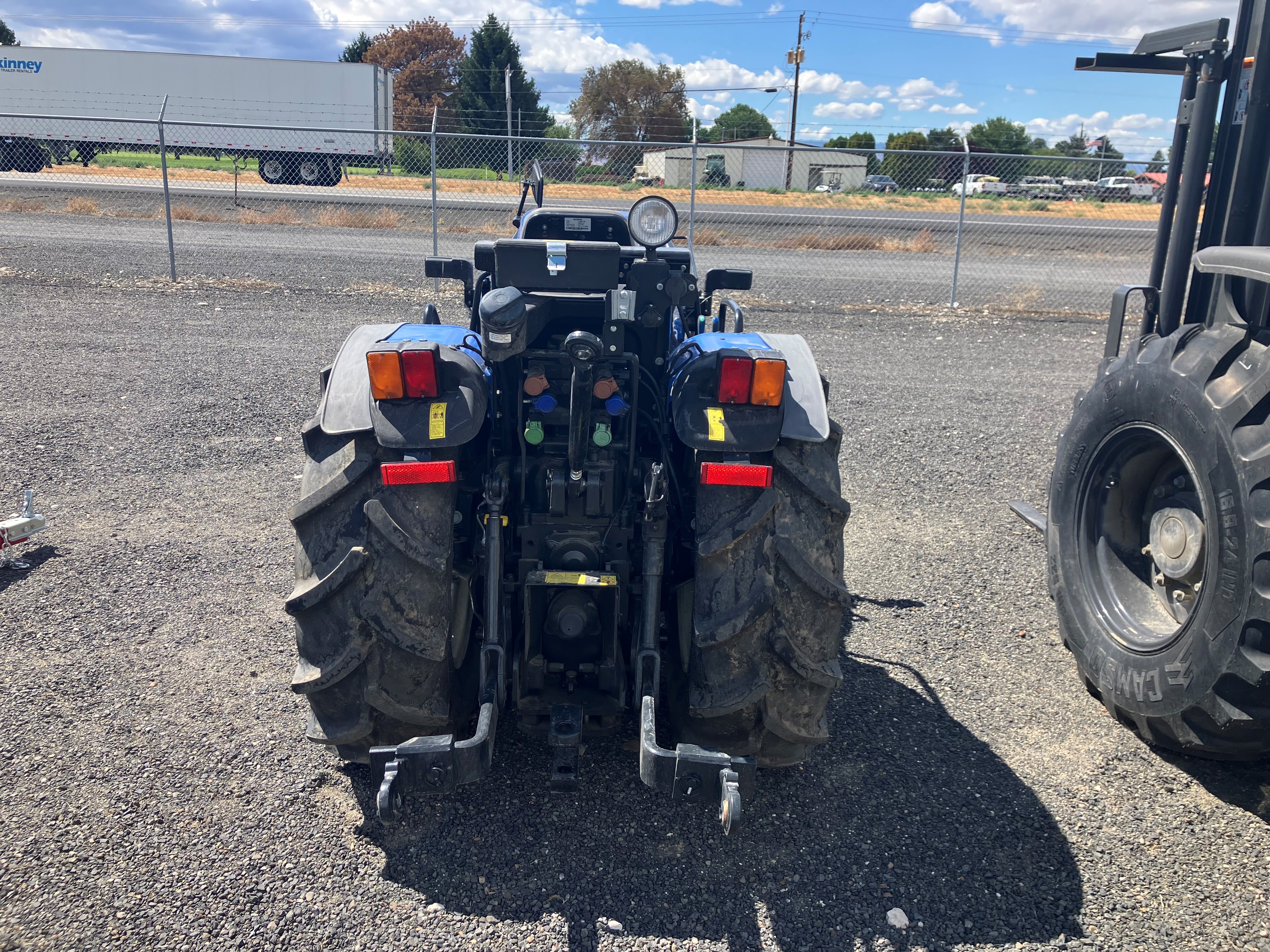 2022 New Holland T4.90V Tractor