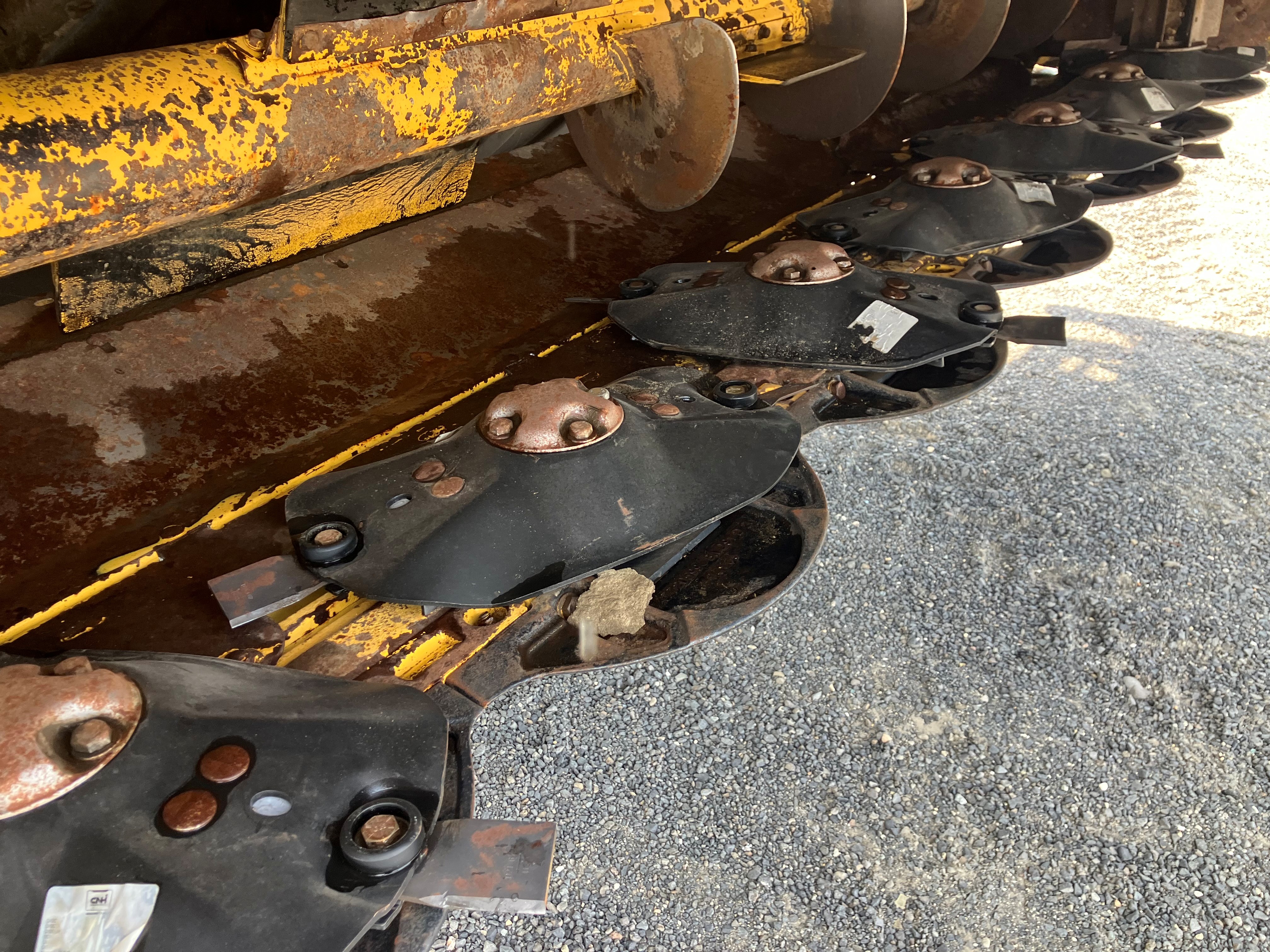 2021 New Holland SPEEDROWER 260 Windrower