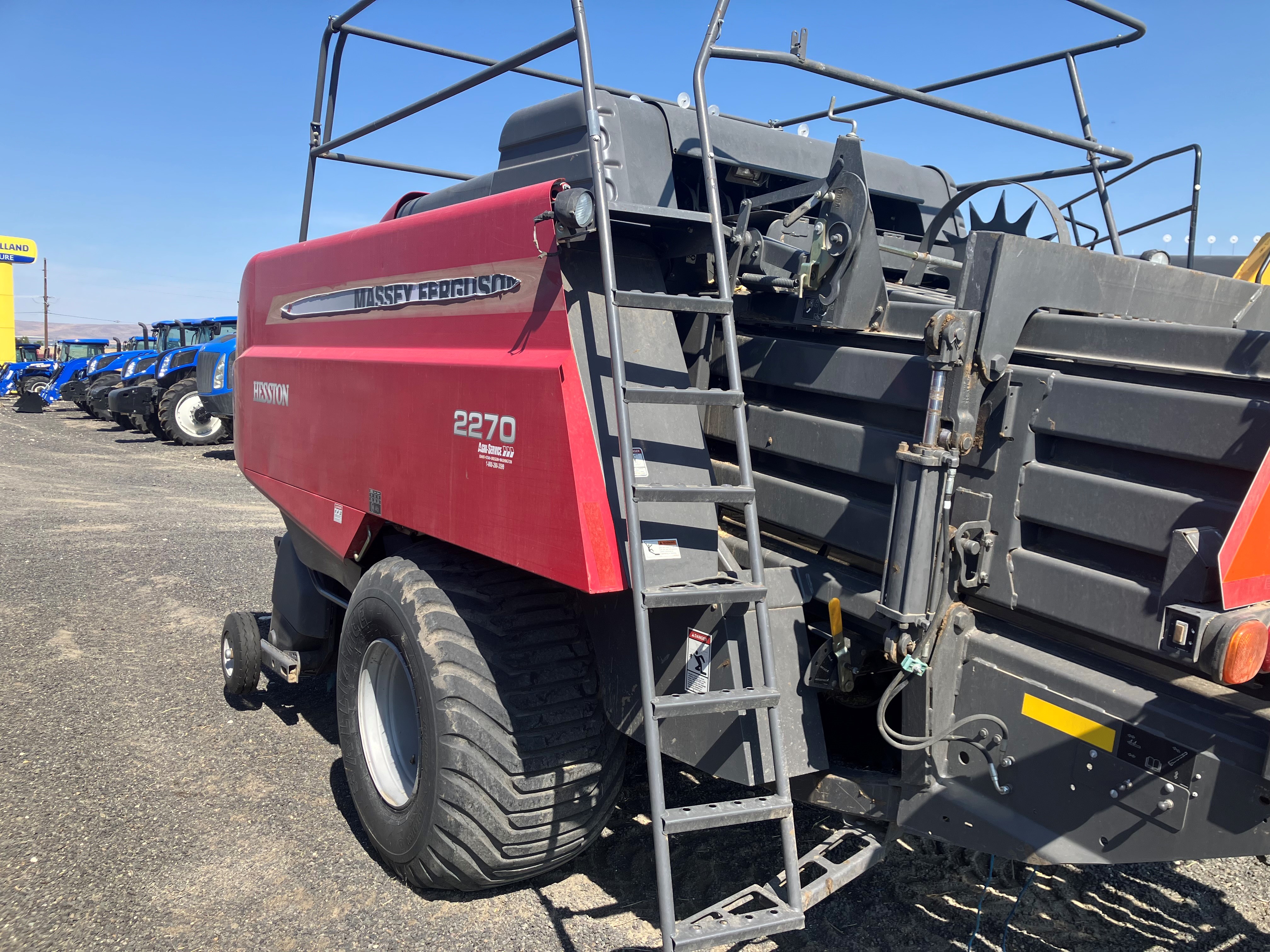 2014 Massey Ferguson 2270 Baler/Square