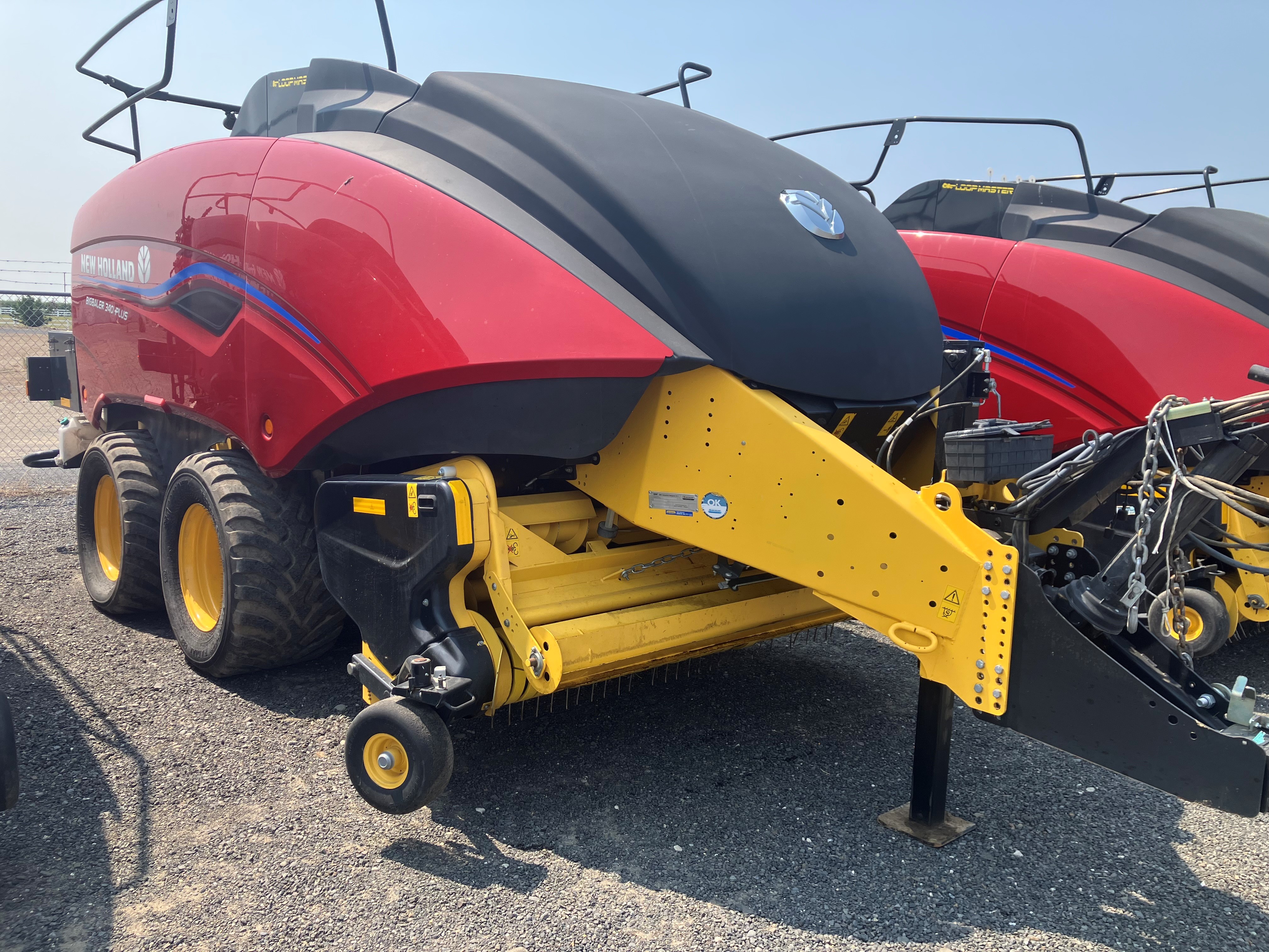 2023 New Holland 340S PLUS Baler/Square