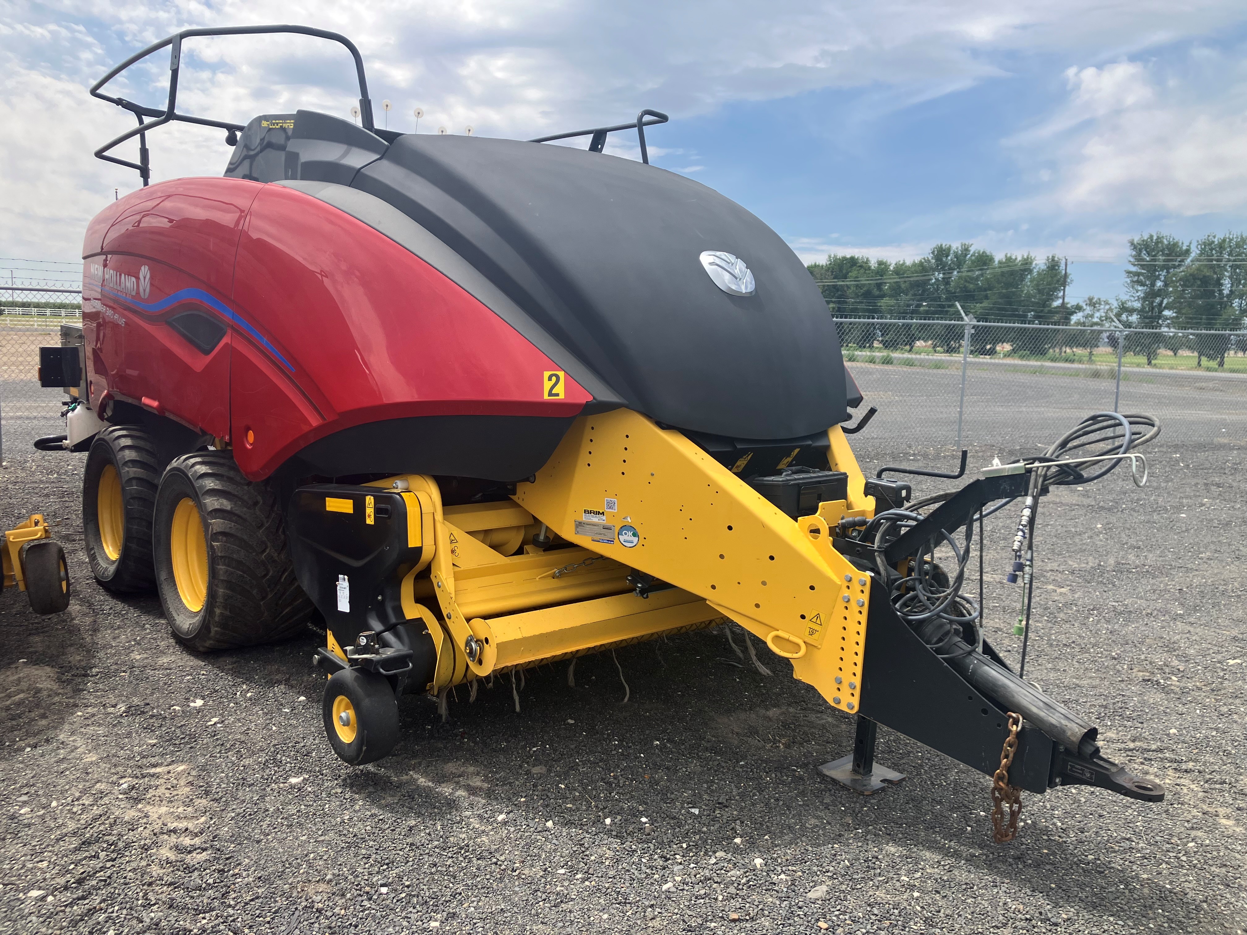 2023 New Holland 340S PLUS Baler/Square