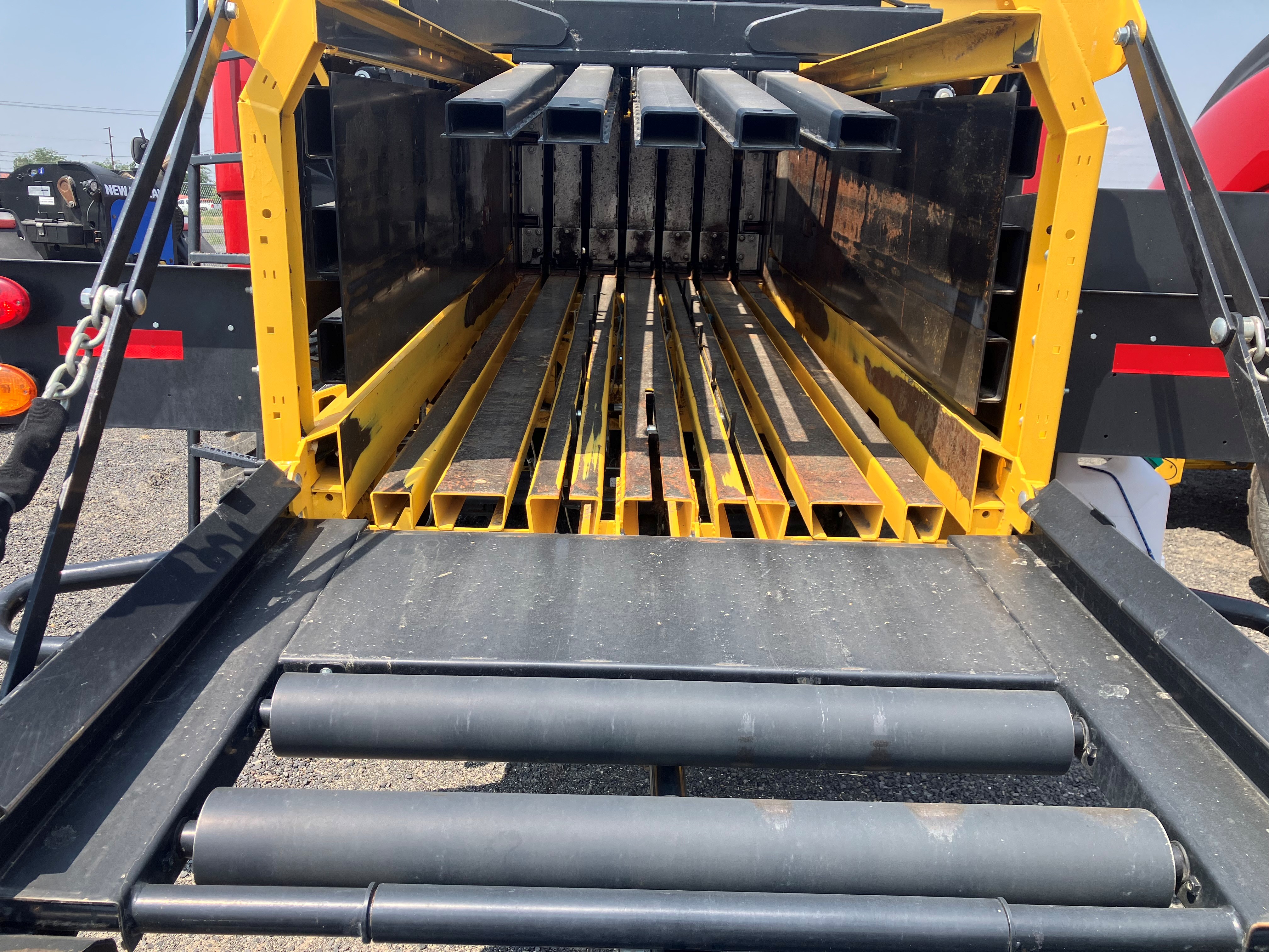 2023 New Holland 340S PLUS Baler/Square