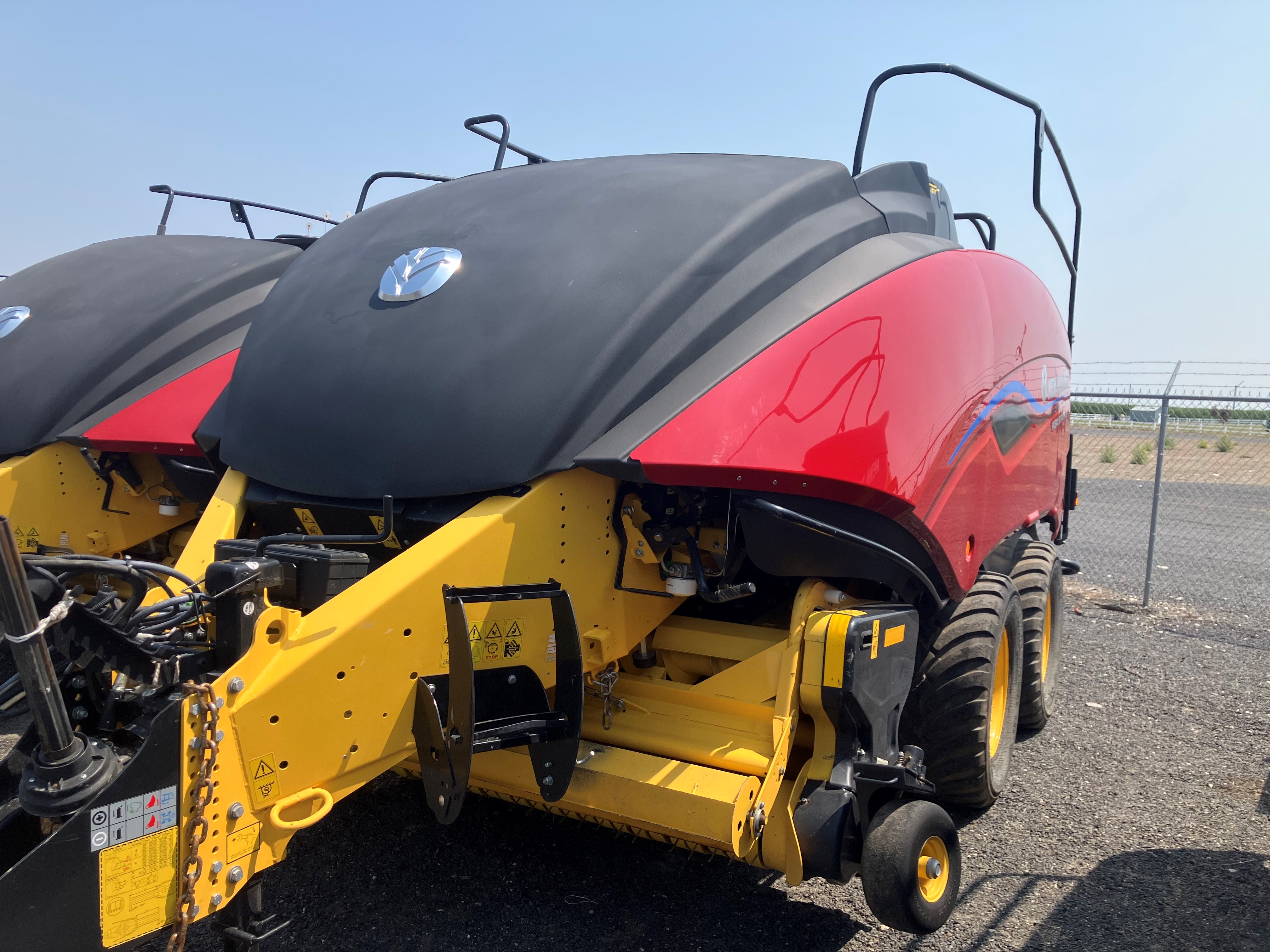 2023 New Holland 340S PLUS Baler/Square