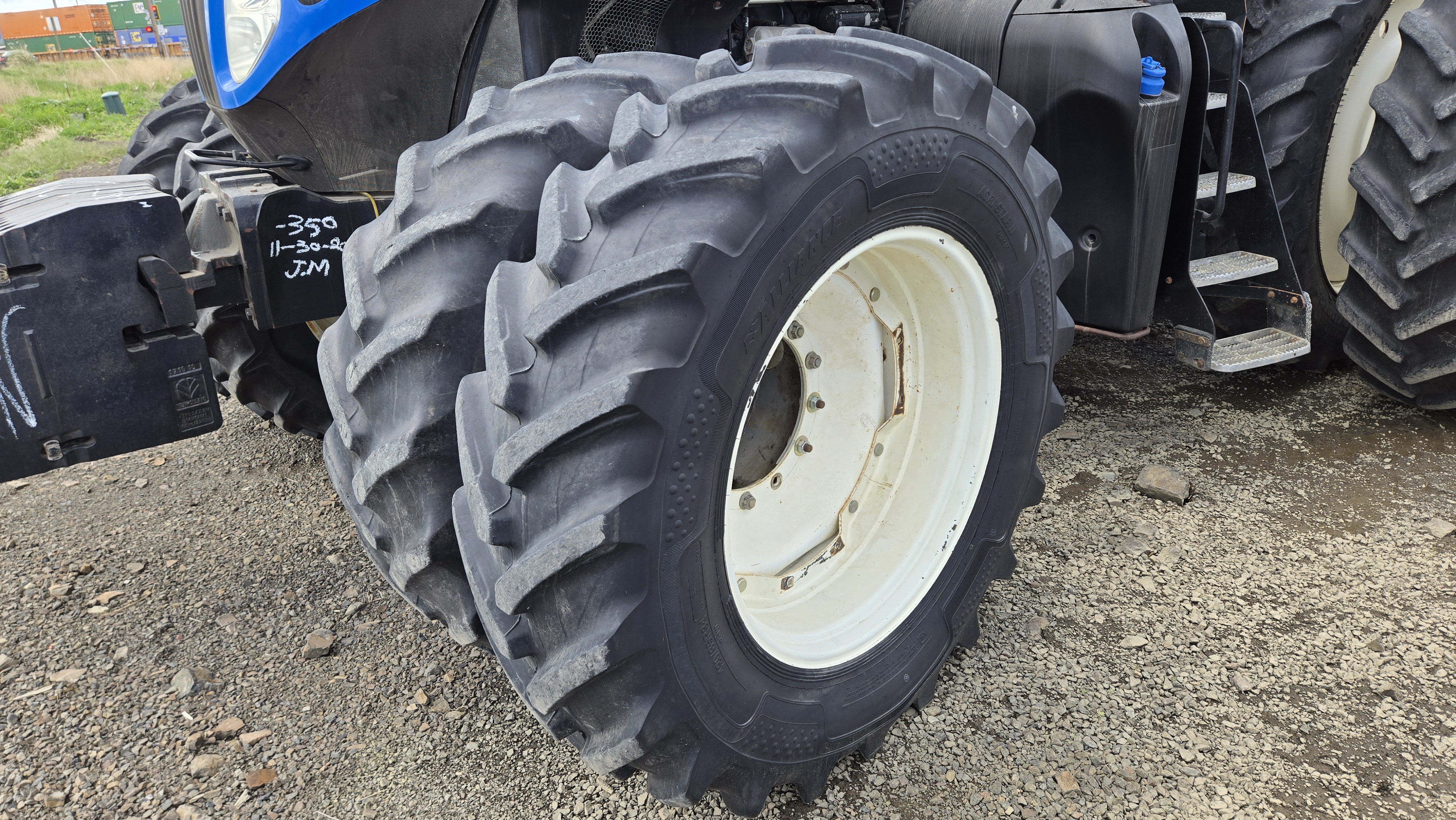 2015 New Holland T8.410 Tractor