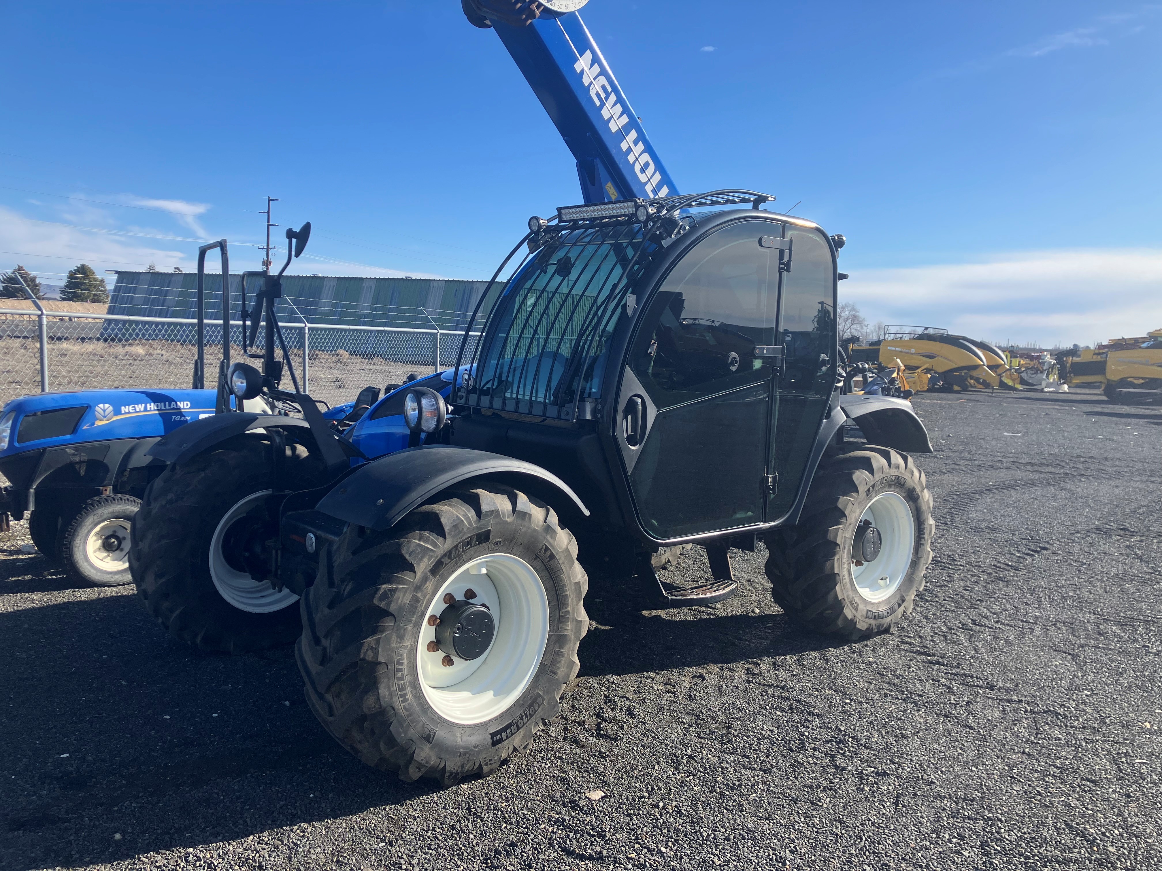 2021 New Holland TH7.42 ELITE TeleHandler
