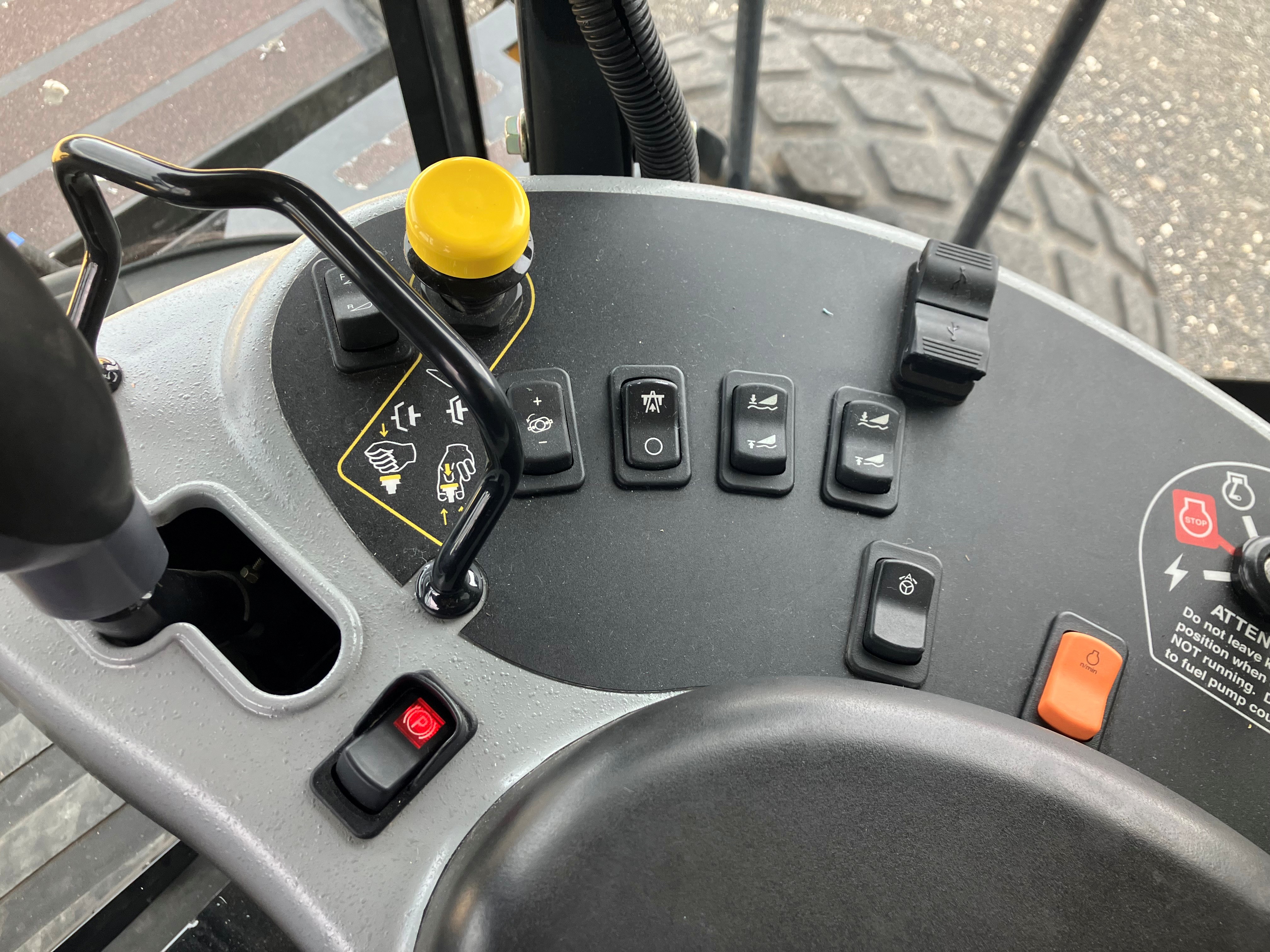 2022 New Holland SPEEDROWER 260 P Windrower