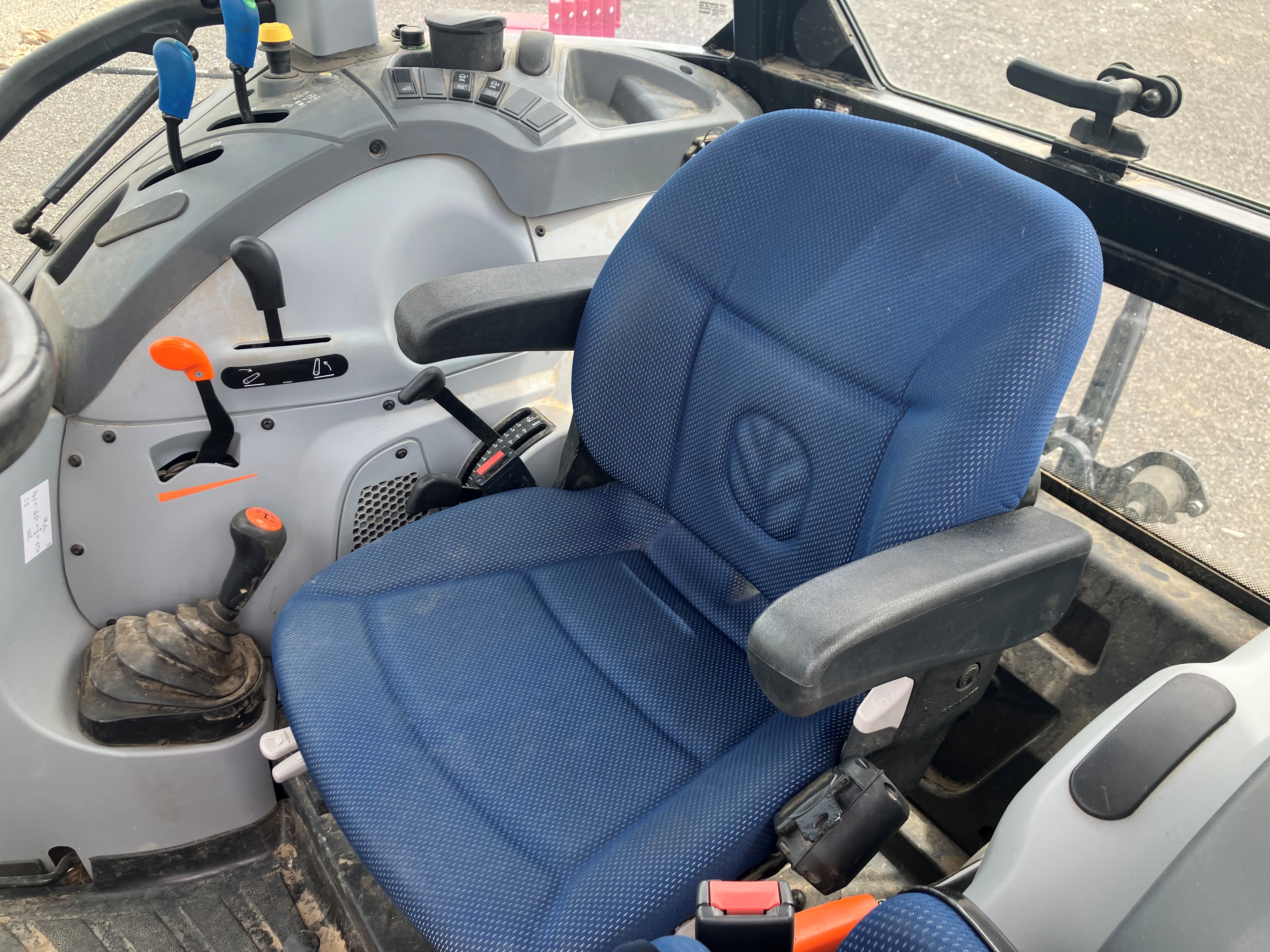 2019 New Holland POWERSTAR 100 Tractor