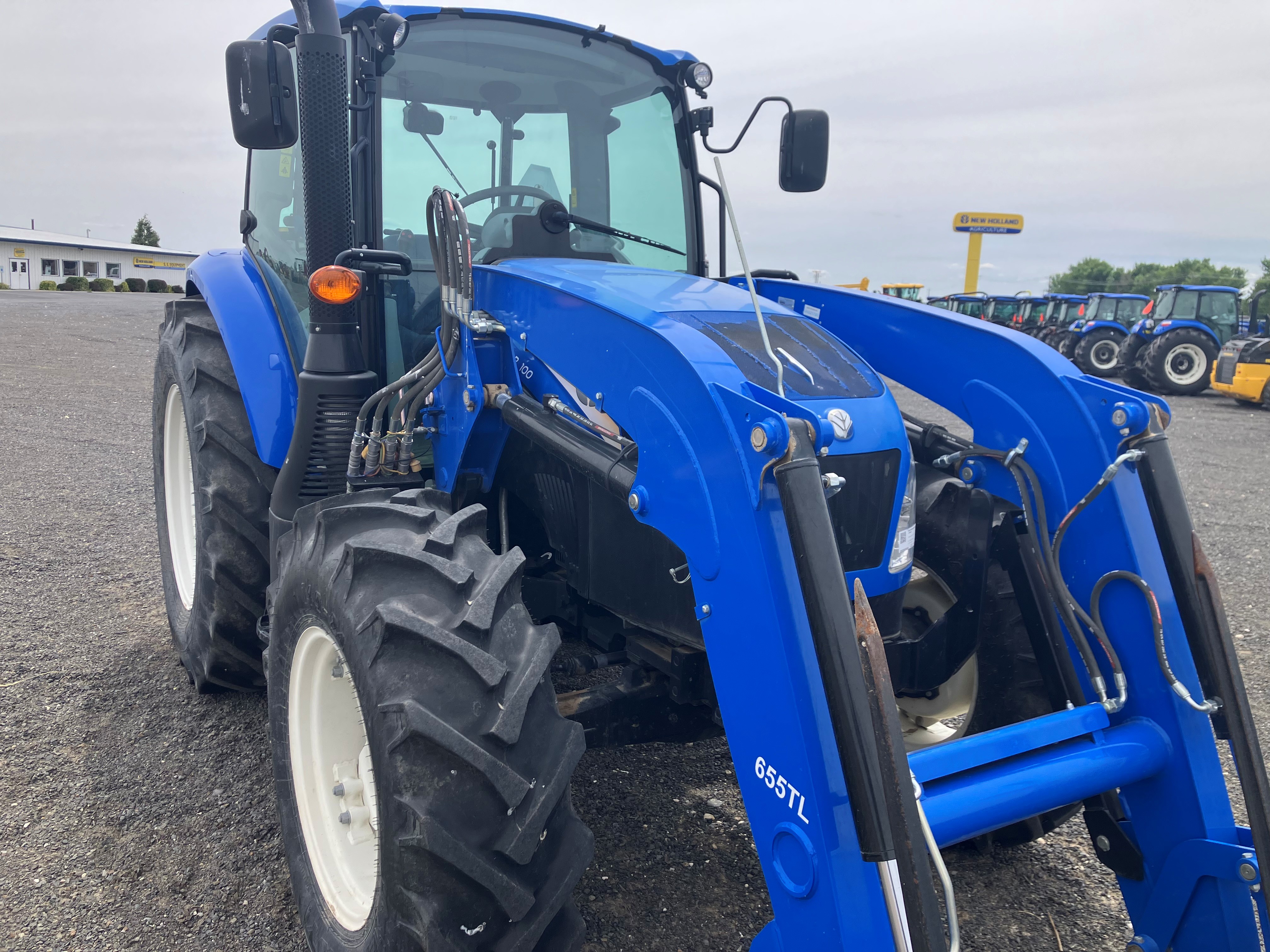 2019 New Holland POWERSTAR 100 Tractor