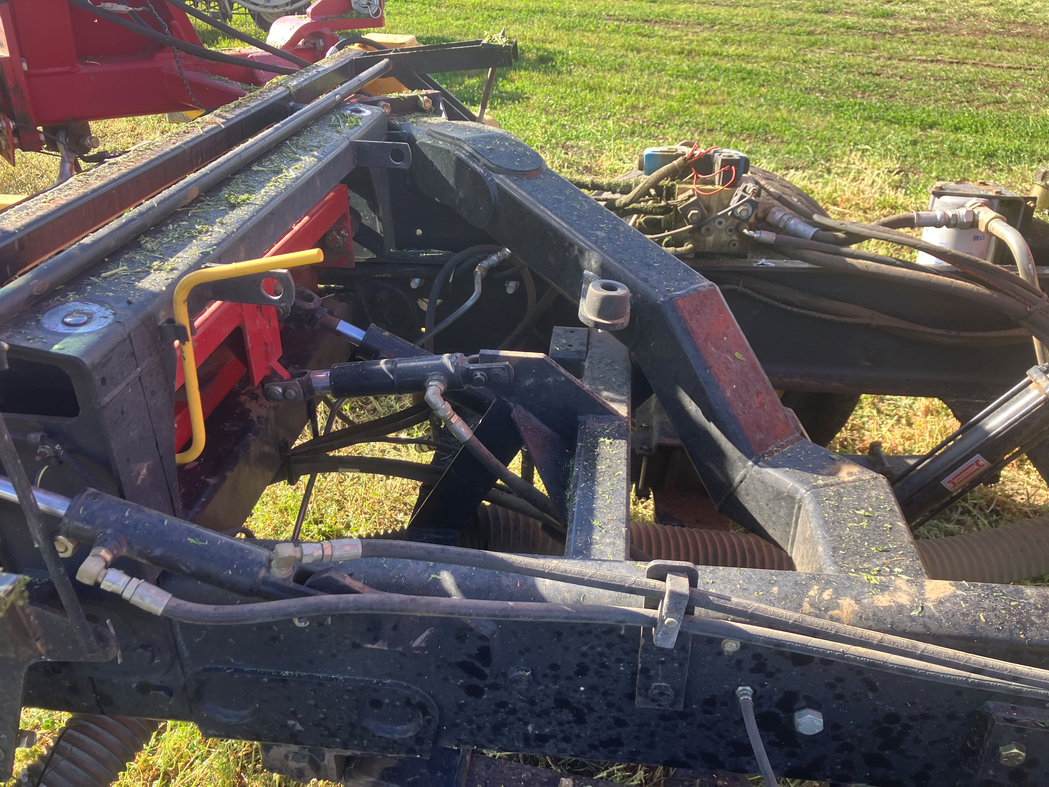 New Holland BW28 Bale Wagon