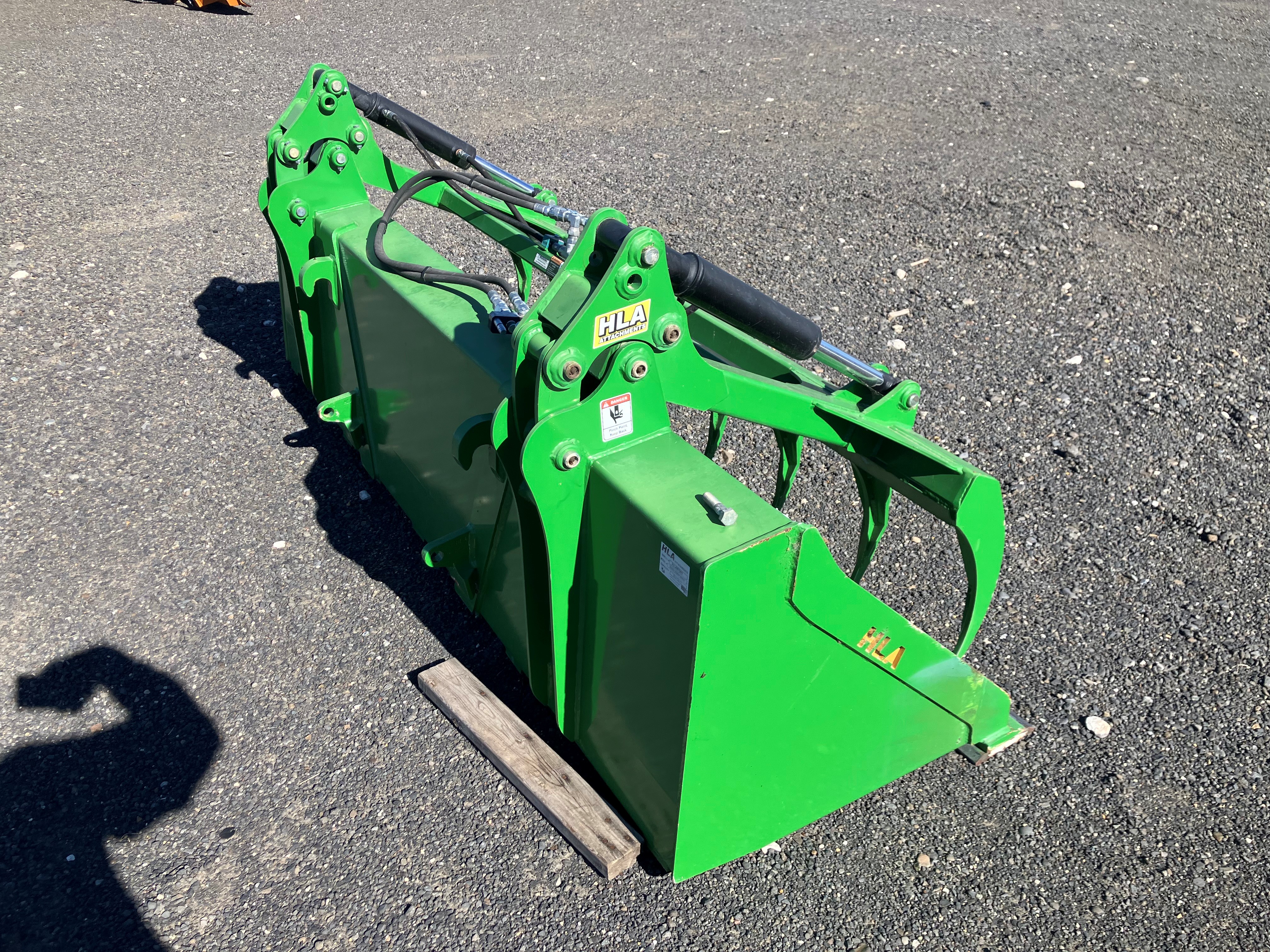 Misc MB96 Bucket