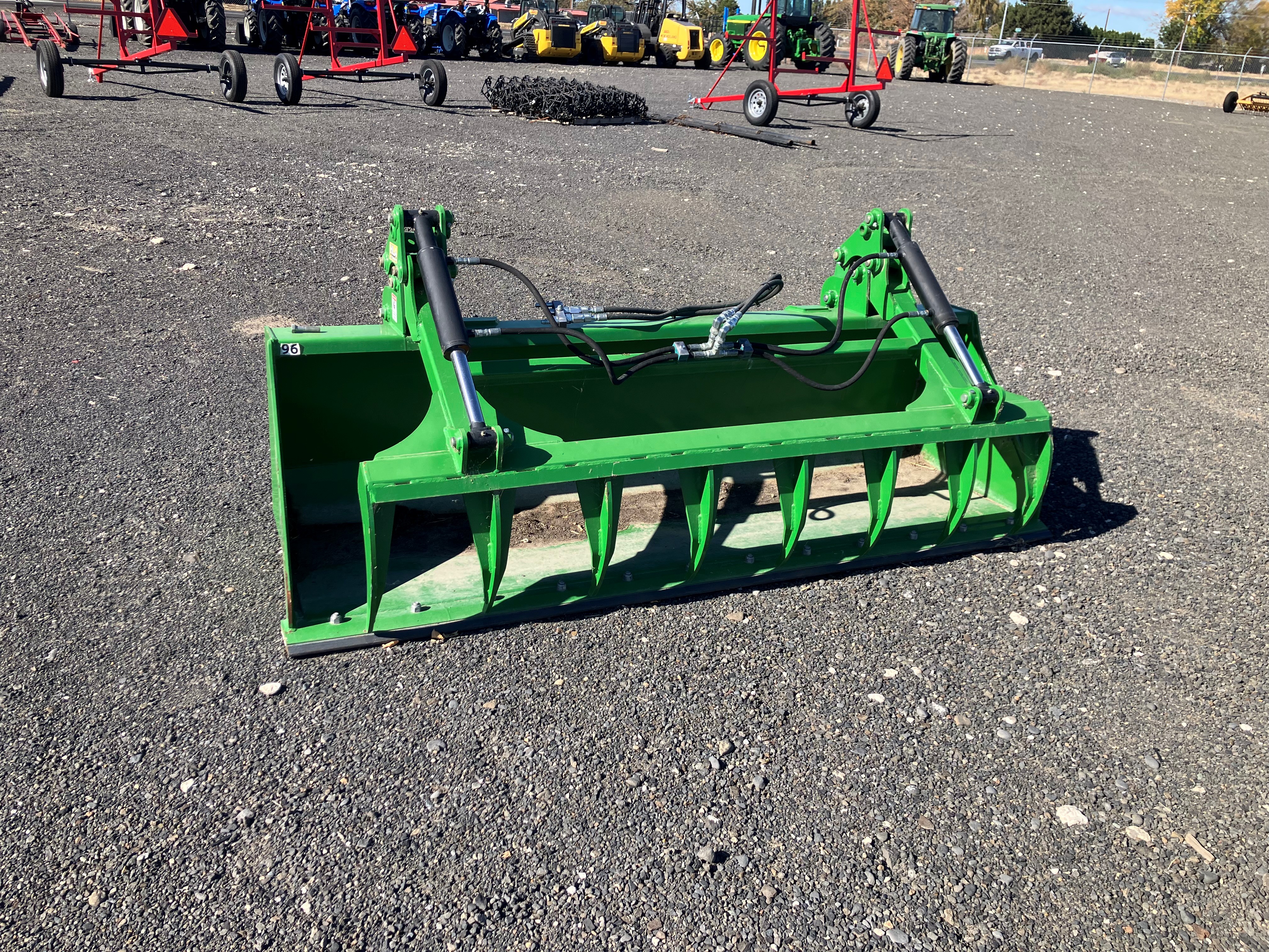 Misc MB96 Bucket