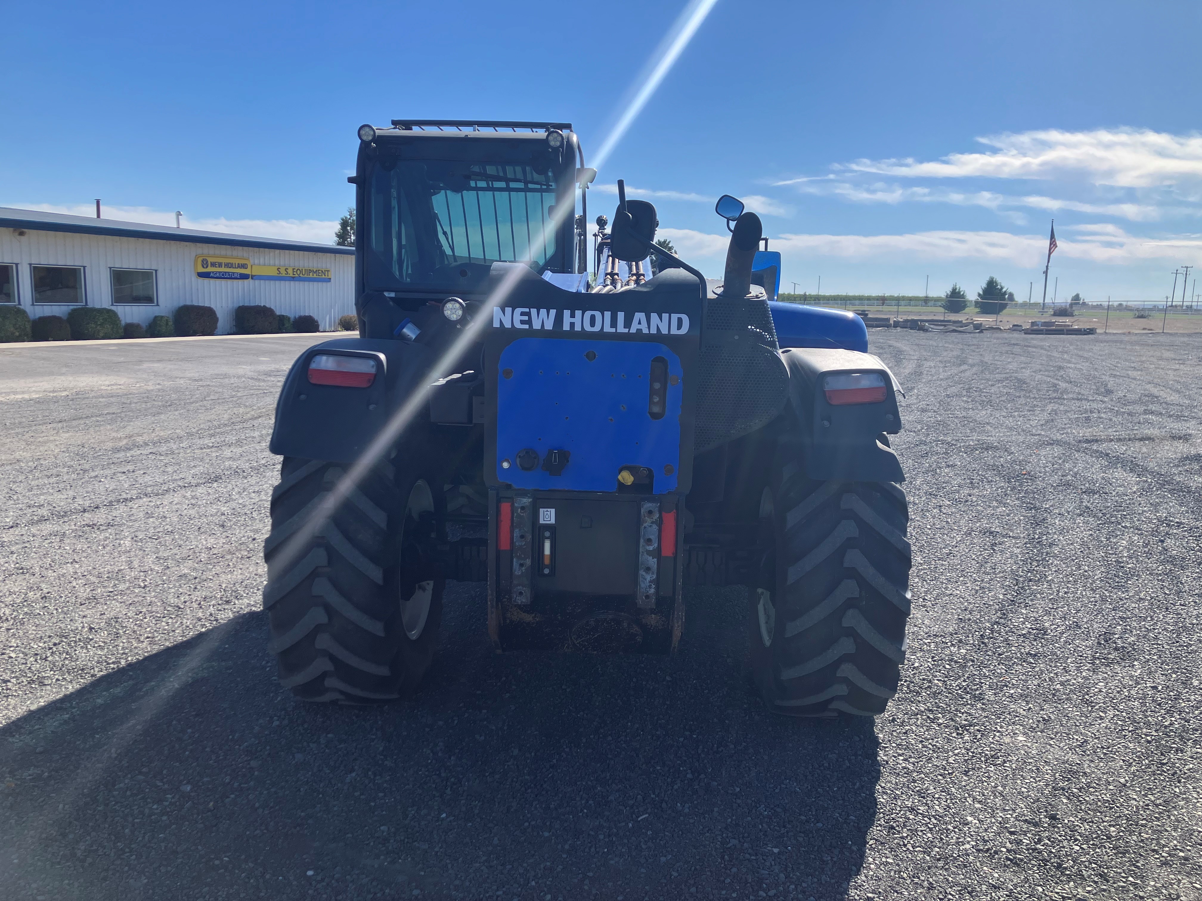 2021 New Holland TH7.42 ELITE TeleHandler