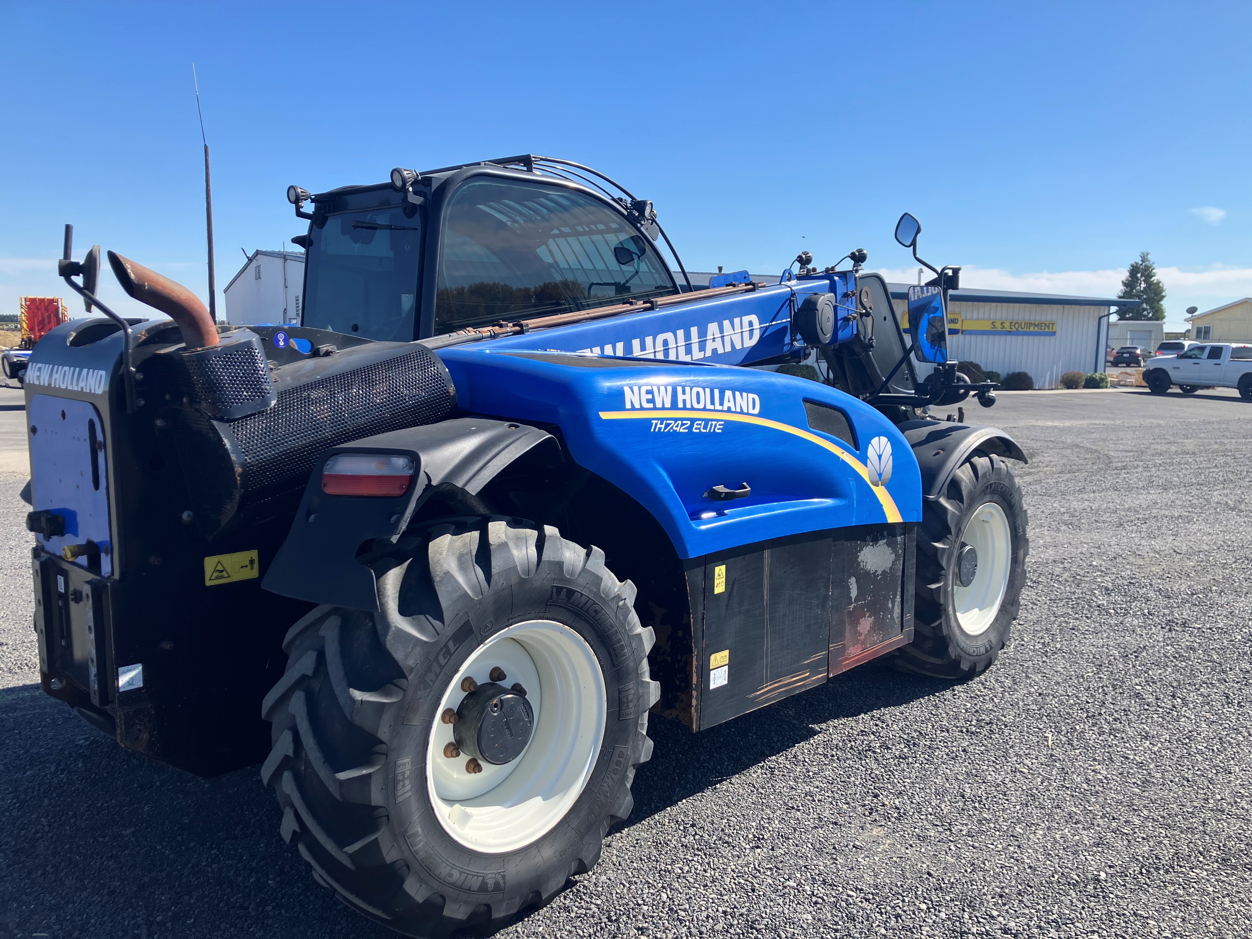 2021 New Holland TH7.42 ELITE TeleHandler