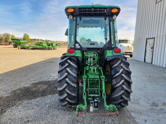 2018 John Deere 5090GN Tractor