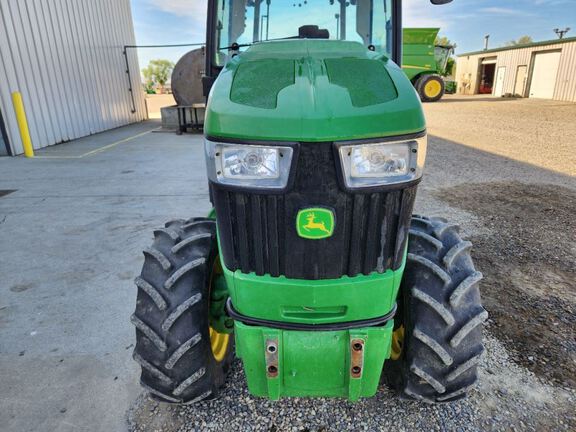 2018 John Deere 5090GN Tractor