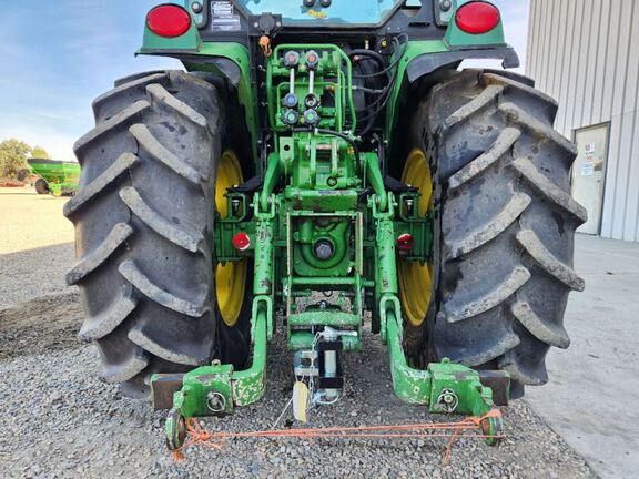 2018 John Deere 5090GN Tractor