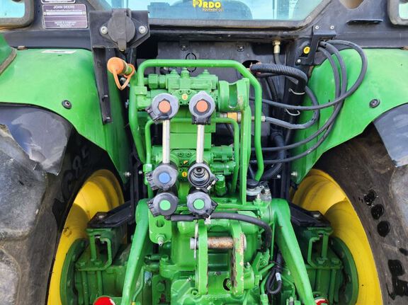 2018 John Deere 5090GN Tractor