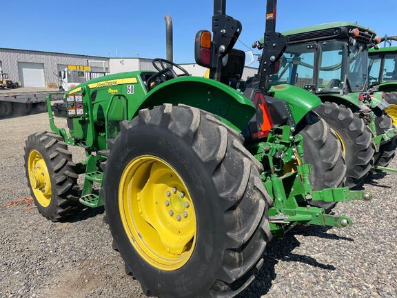 2019 John Deere 5075E Tractor