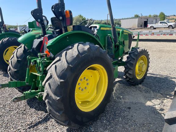 2019 John Deere 5075E Tractor