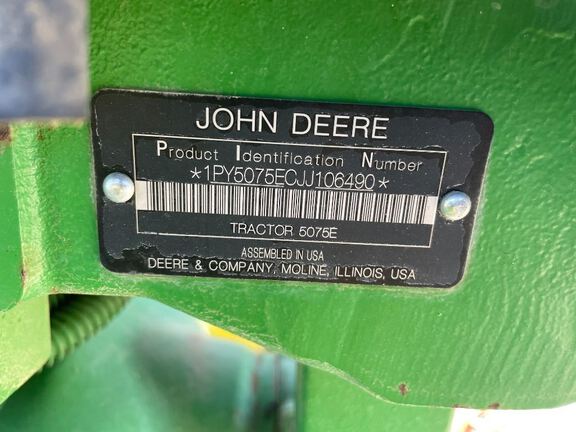 2019 John Deere 5075E Tractor