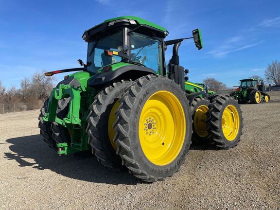 2023 John Deere 8R 370 Tractor