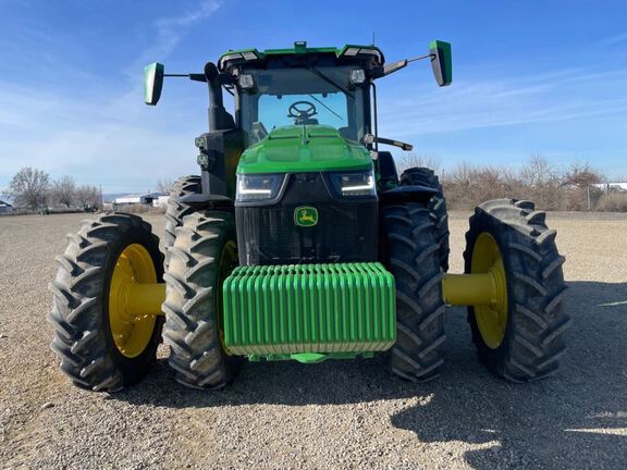 2023 John Deere 8R 370 Tractor