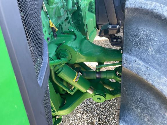 2023 John Deere 8R 370 Tractor