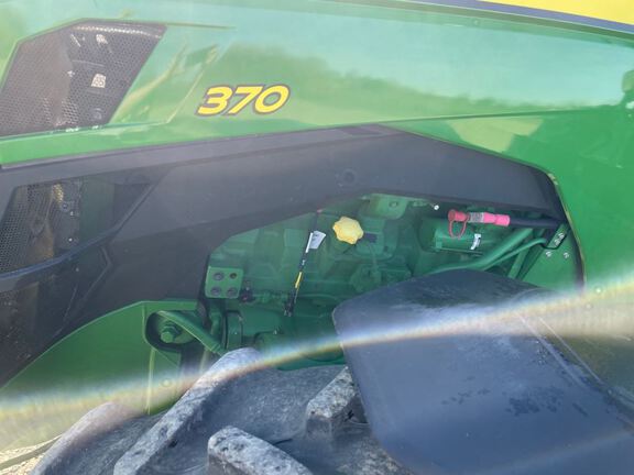 2023 John Deere 8R 370 Tractor