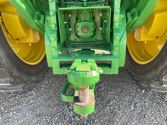 2023 John Deere 8R 370 Tractor