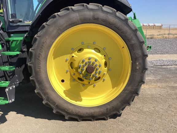 2023 John Deere 8R 310 Tractor