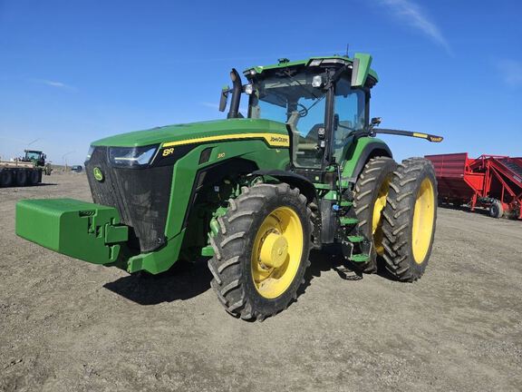 2023 John Deere 8R 310 Tractor