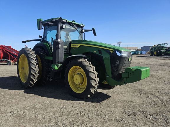 2023 John Deere 8R 310 Tractor