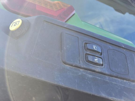 2023 John Deere 8R 310 Tractor