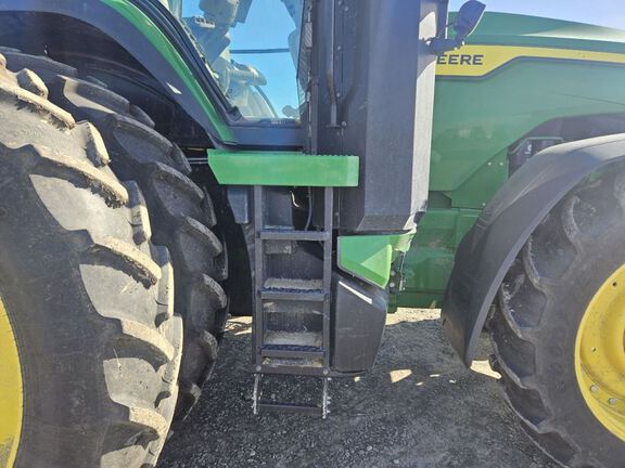 2023 John Deere 8R 310 Tractor