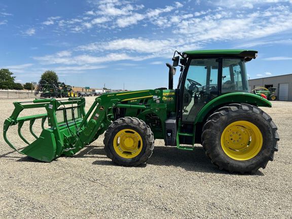 2022 John Deere 5115M Tractor