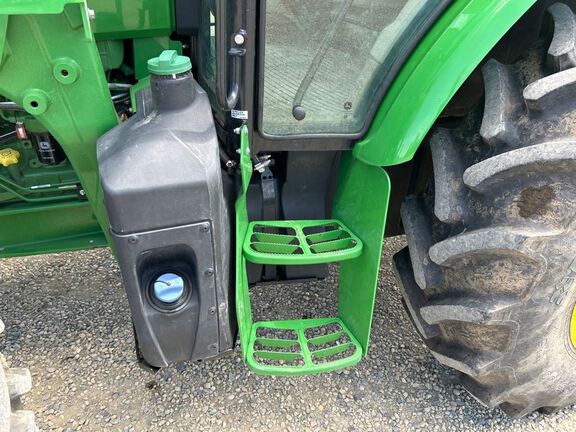 2022 John Deere 5115M Tractor
