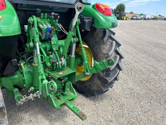 2022 John Deere 5115M Tractor