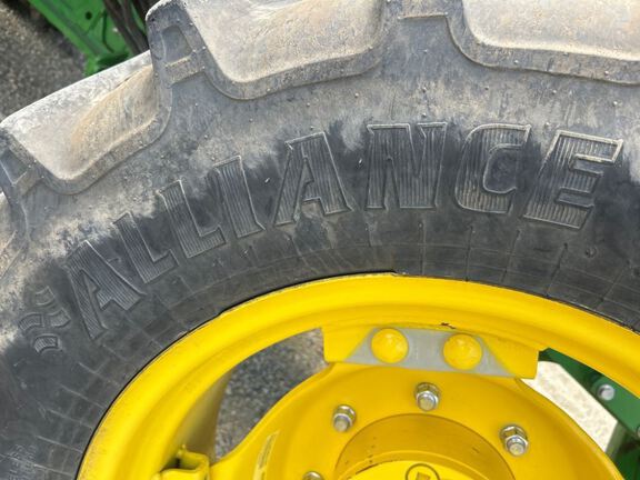 2022 John Deere 5115M Tractor