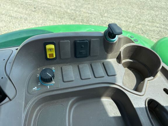 2022 John Deere 5115M Tractor
