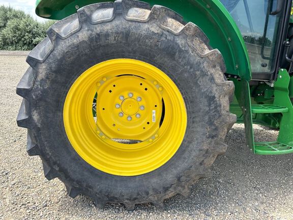 2022 John Deere 5115M Tractor