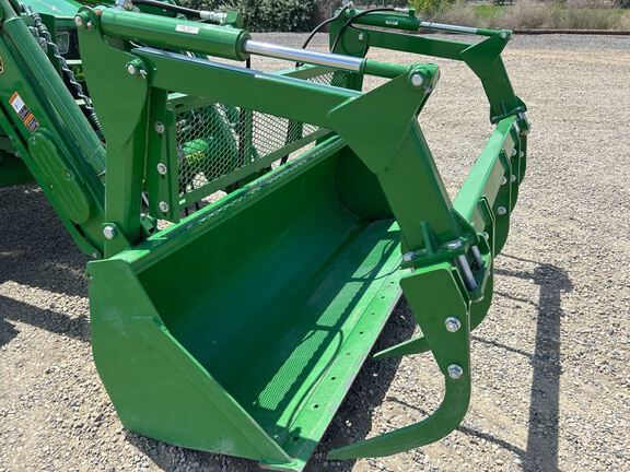 2022 John Deere 5115M Tractor