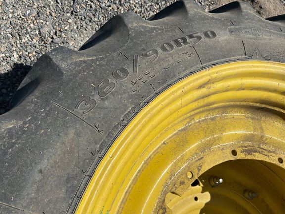 2020 John Deere 380 TIRES Tires