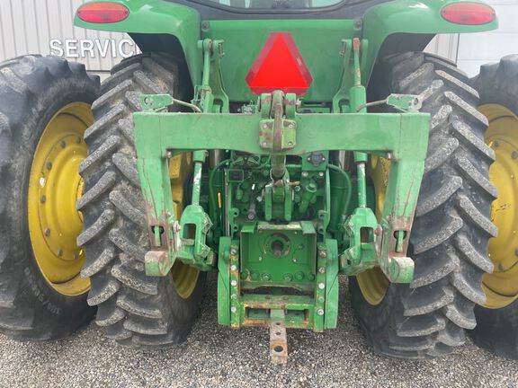 2011 John Deere 7215R Tractor
