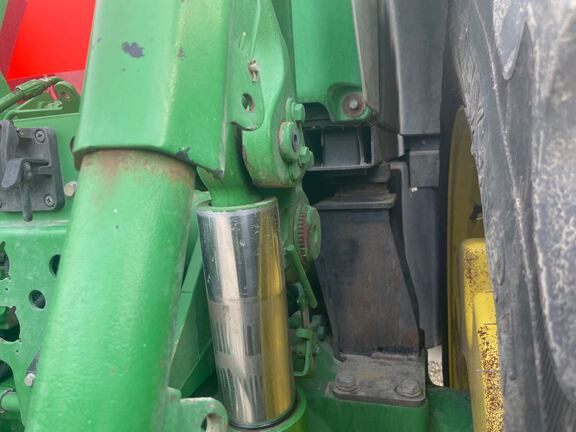 2011 John Deere 7215R Tractor