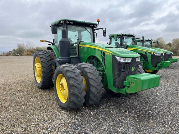2019 John Deere 8370R Tractor